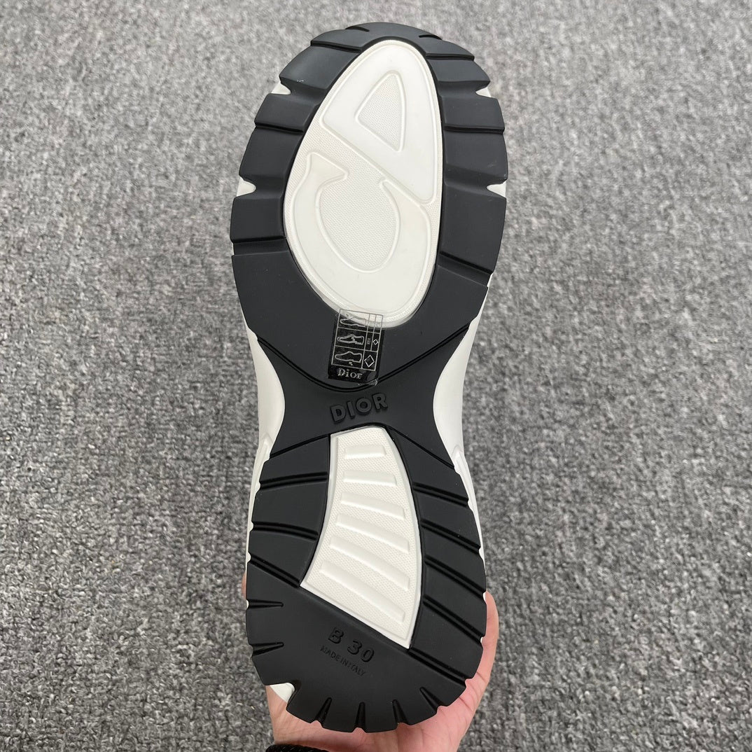 Dior B30