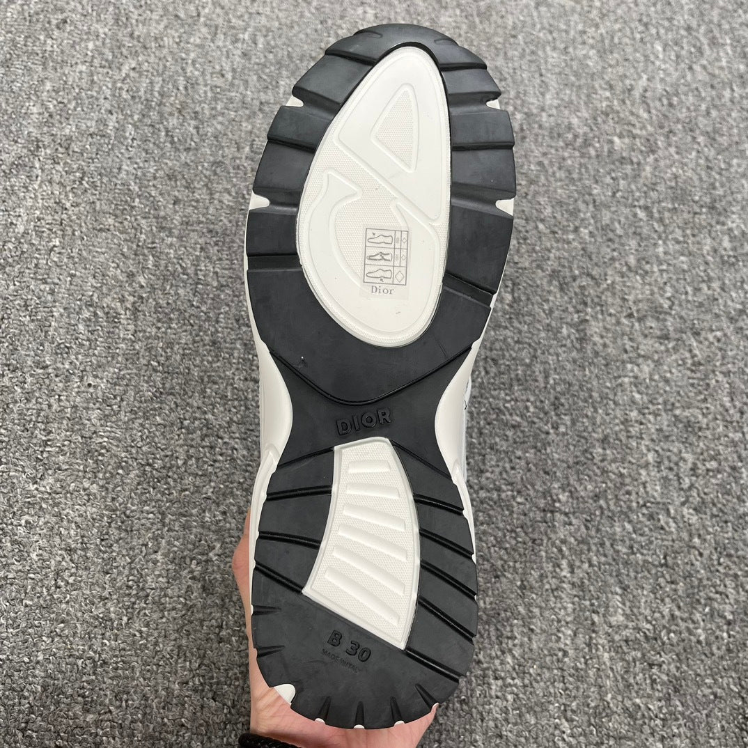 Dior B30
