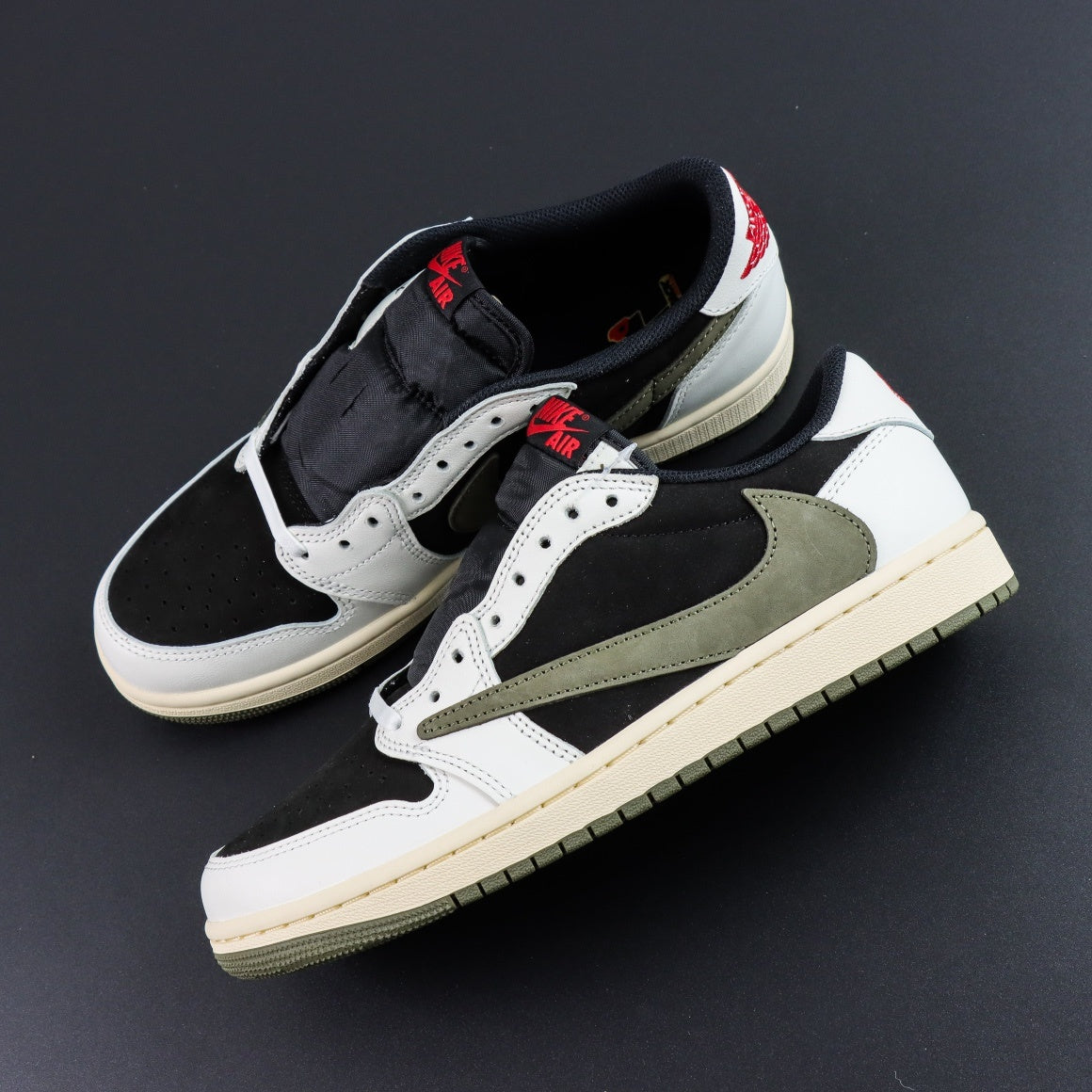 Jordan 1 Low 'Cactus Jack'