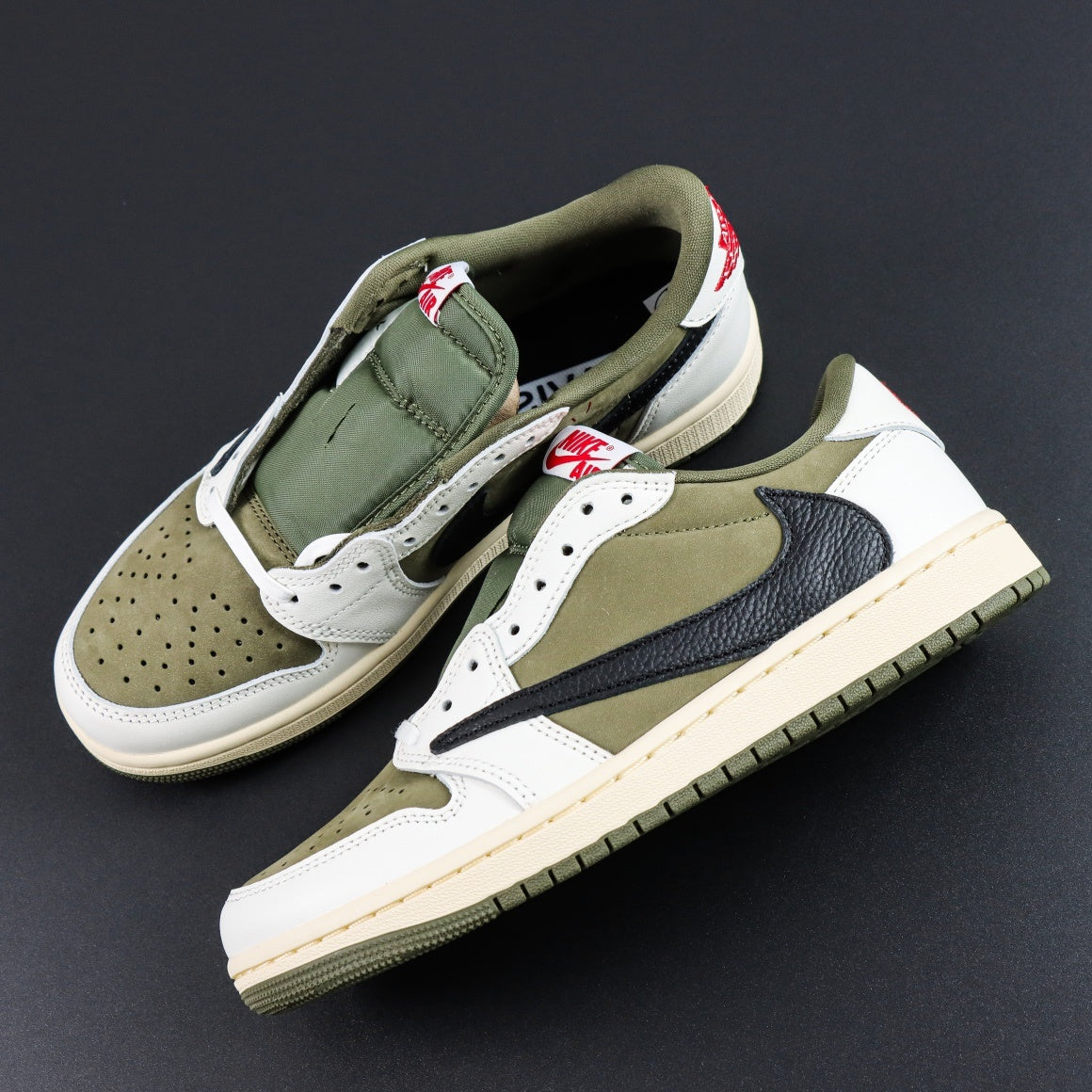 Jordan 1 Low 'Cactus Jack'