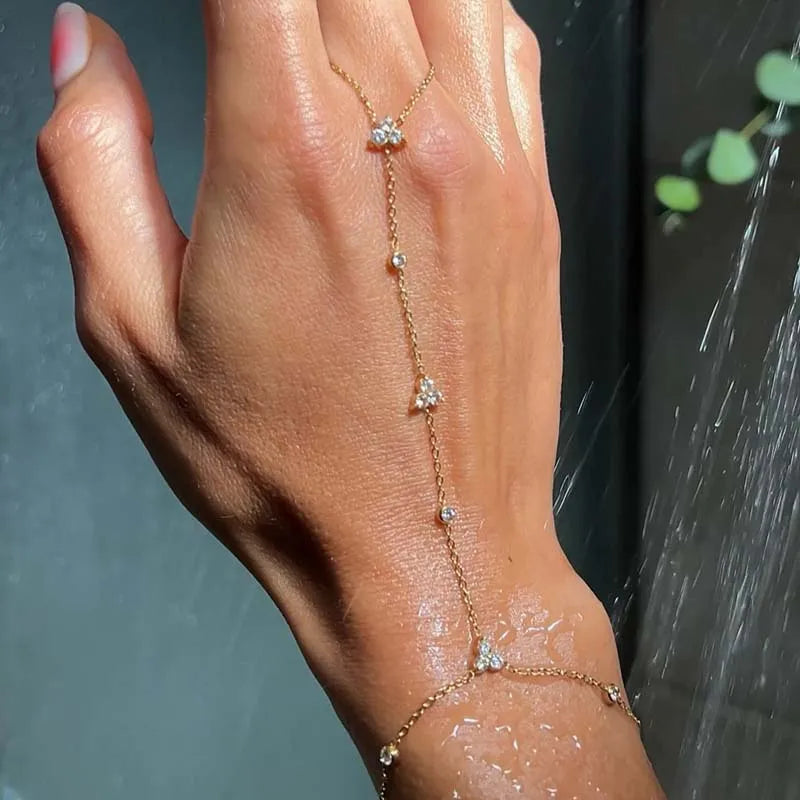 FLEUR HAND BRACELET