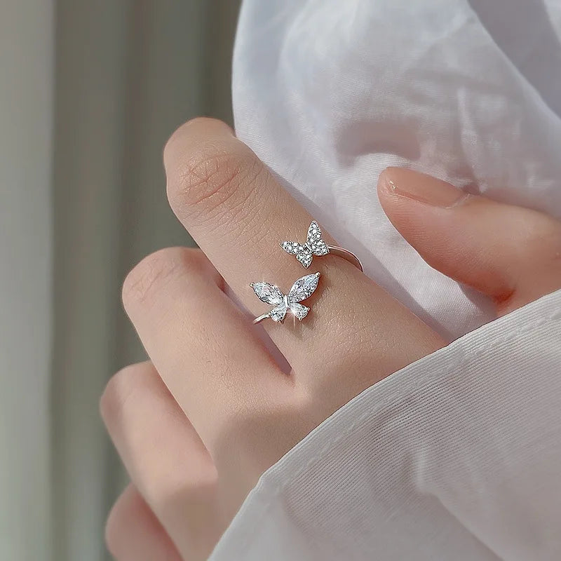 PAPILLON RING