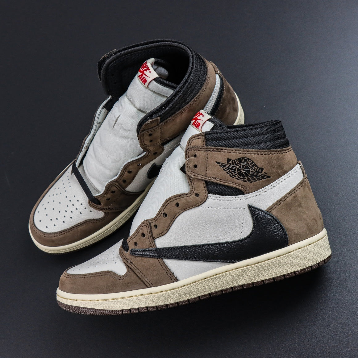 Jordan 1 'Cactus Jack'