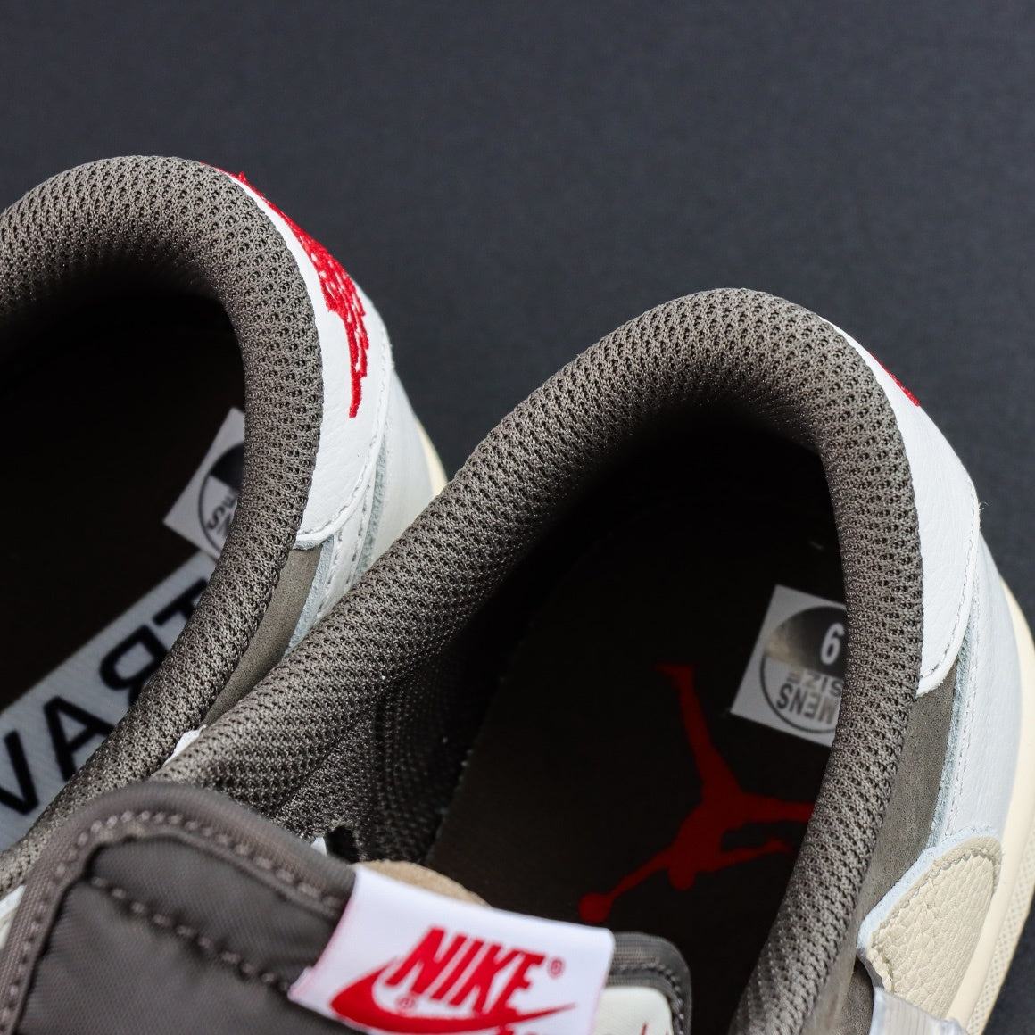 Jordan 1 Low 'Cactus Jack'