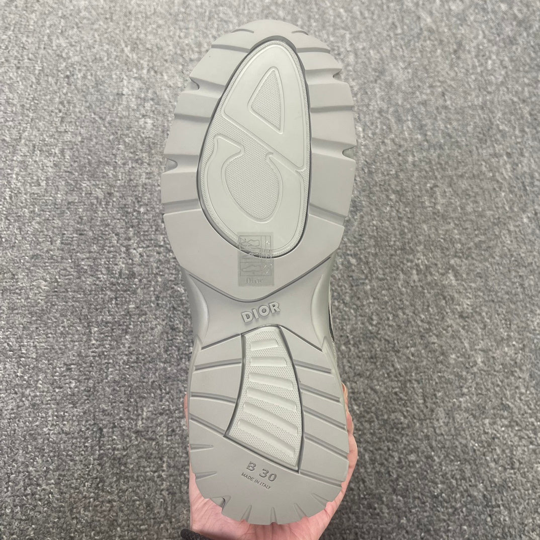 Dior B30