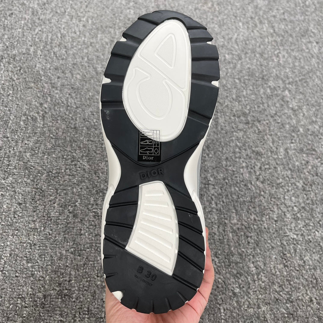 Dior B30