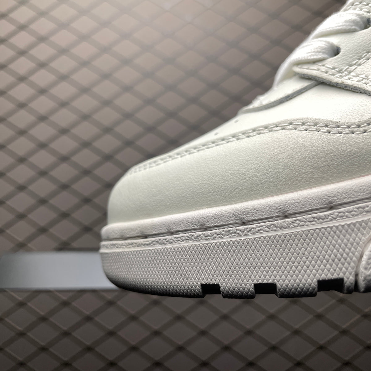 Off-White Out of Office