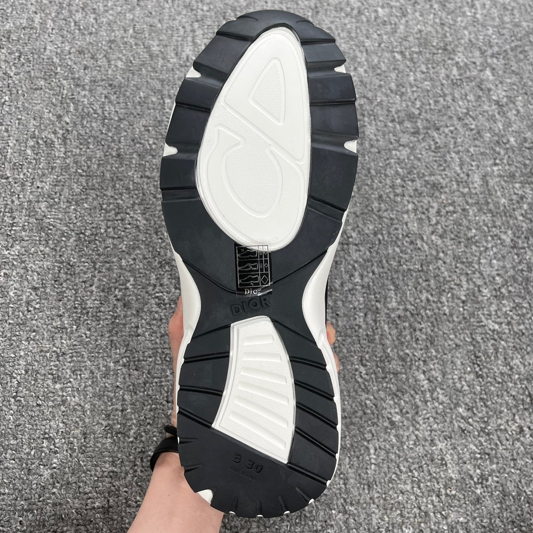 Dior B30