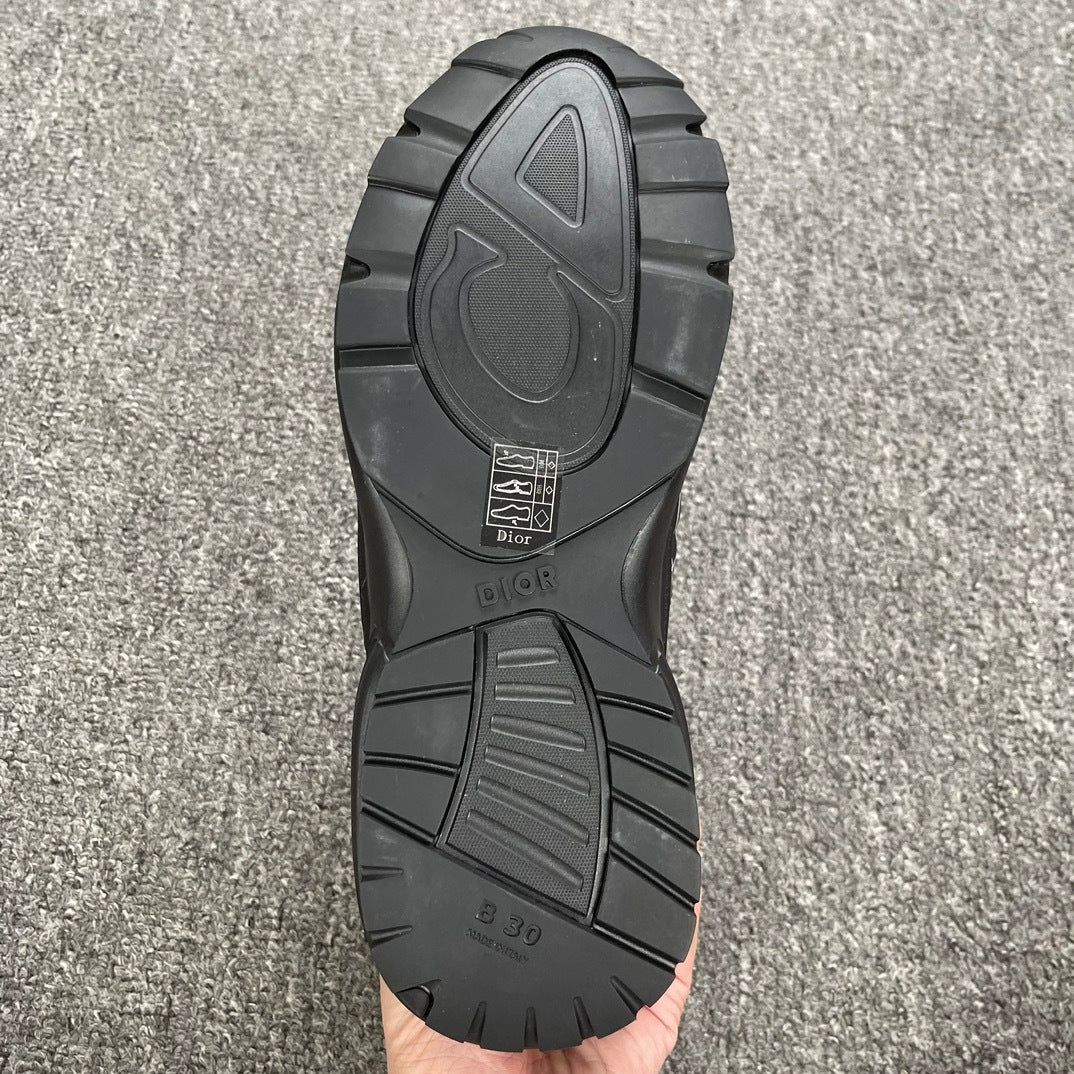 Dior B30
