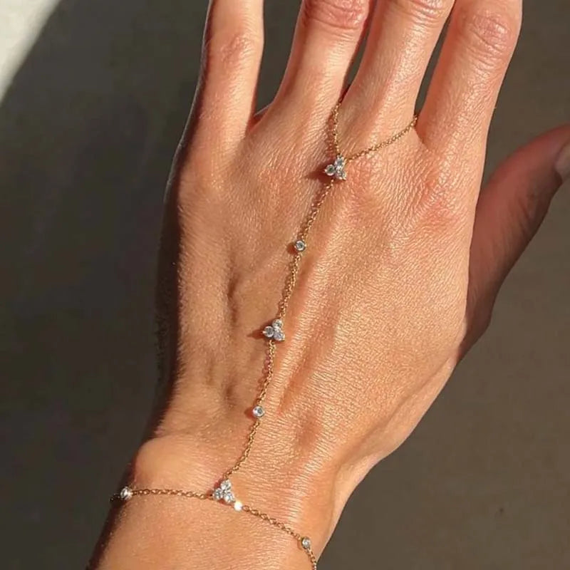 FLEUR HAND BRACELET
