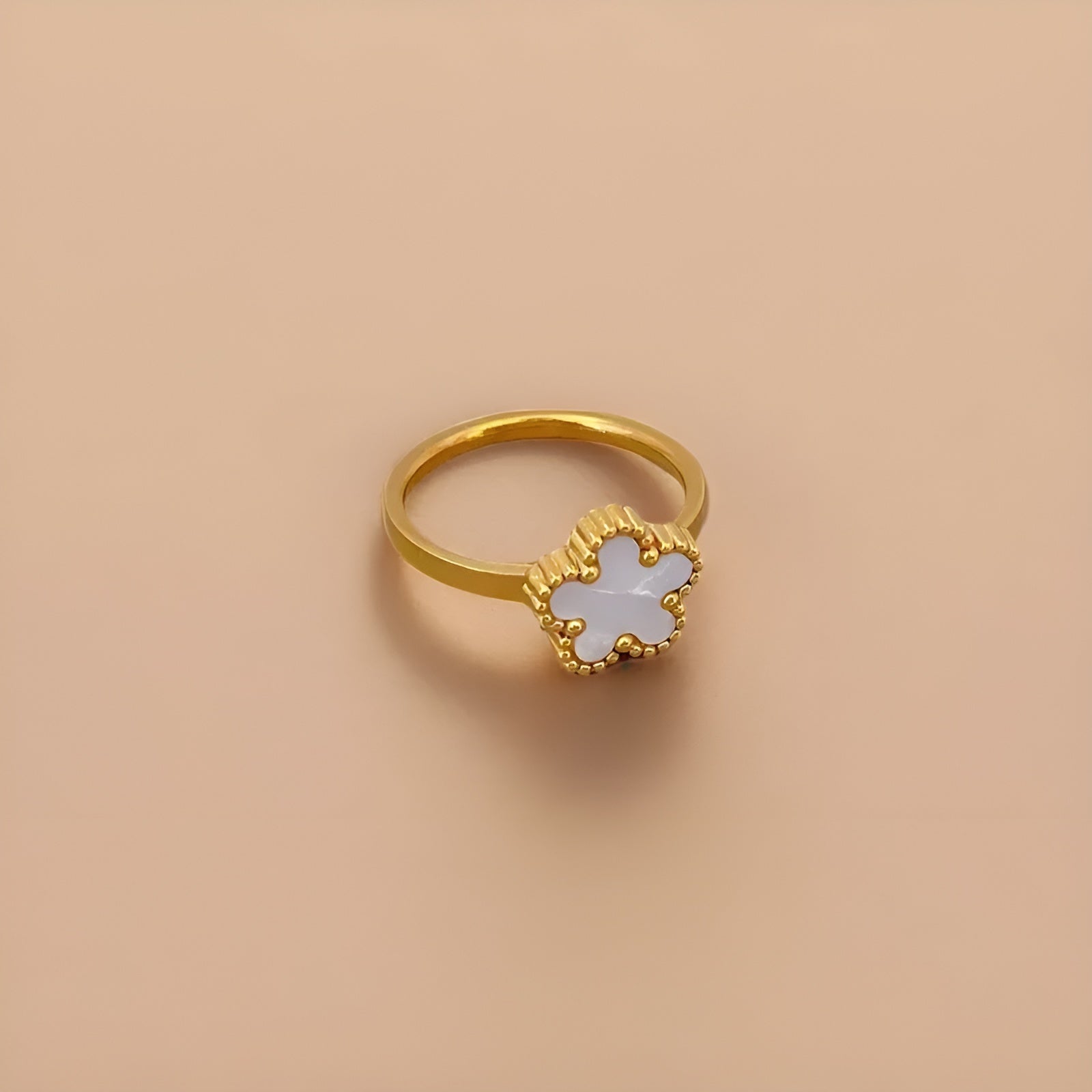 TRÈFLE RING